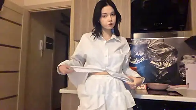 Snapshot of Beeping_Creature chatting on January 2026 01:04:01 PM Beeping Creature online show from January 2026 01:04:01 PM