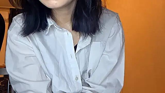 Snapshot of Beeping_Creature chatting on February 2026 07:45:02 PM Beeping Creature online show from February 2026 07:45:02 PM