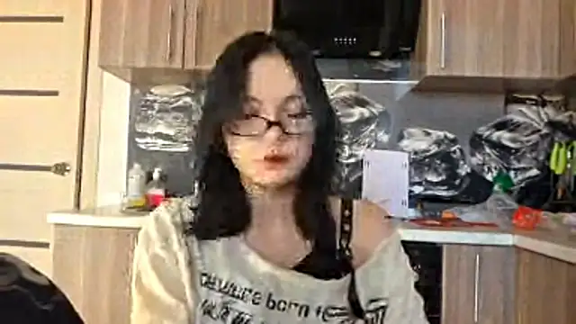 Snapshot of Beeping_Creature chatting on February 2026 07:15:01 AM Beeping Creature online show from February 2026 07:15:01 AM