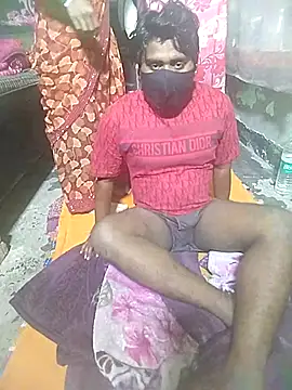 RED Queen 6 online show from November 2025 03:01:02 PM