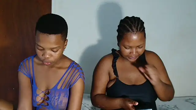 HornyBabe06 online show from November 2025 08:48:02 AM