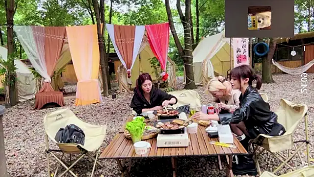 Snapshot of Comebaby-007 chatting on October 2025 04:24:01 AM Comebaby-007 online show from October 2025 04:24:01 AM