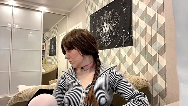 RebelKitsune online show from October 2025 05:19:01 AM