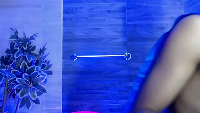 Snapshot of Sammy_Millers chatting on October 2025 09:04:02 PM Sammy Millers online show from October 2025 09:04:02 PM