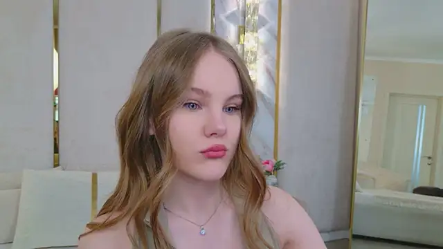 Snapshot of Lili_Lohan chatting on May 2026 05:04:01 AM Lili Lohan online show from May 2026 05:04:01 AM