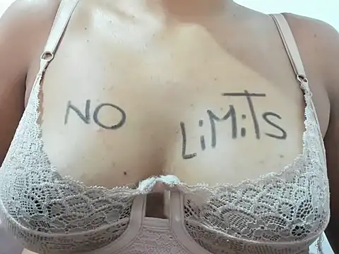 Valentinahot7 online show from November 2025 12:27:01 PM