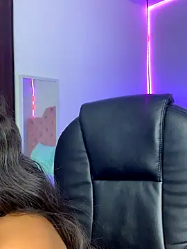 ScarletDesire  online show from October 2025 07:38:01 PM