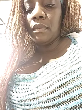 Alaya-15 online show from December 2025 10:05:01 PM