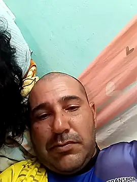Snapshot of cesargoch87 chatting on September 2025 11:42:01 PM cesargoch87 online show from September 2025 11:42:01 PM