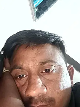 SlipperyRebound0 online show from January 2026 04:22:01 PM