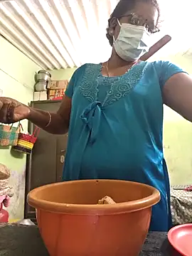 Tamilselviroja- online show from November 2025 03:44:02 PM