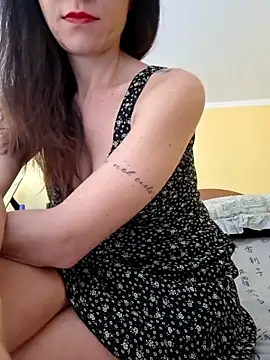 SonoSoloTua online show from November 2025 09:10:02 AM