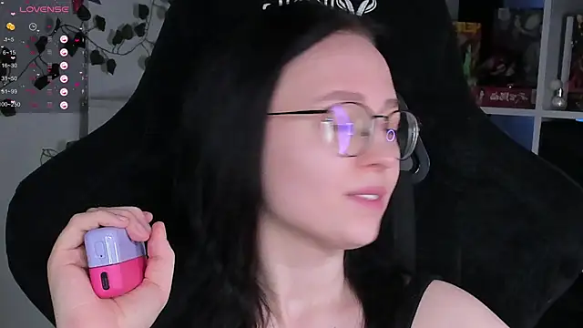 power robynn online show from November 2025 11:33:02 AM