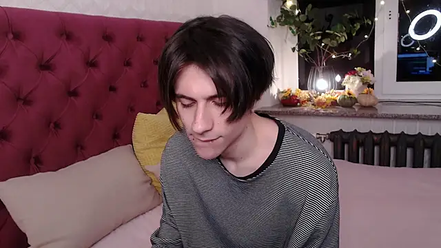 Snapshot of Ellis_Rin chatting on November 2025 08:41:02 PM Ellis Rin online show from November 2025 08:41:02 PM