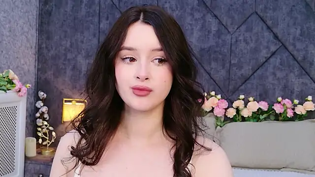 Snapshot of EvaSwen chatting on May 2026 11:40:01 AM EvaSwen online show from May 2026 11:40:01 AM