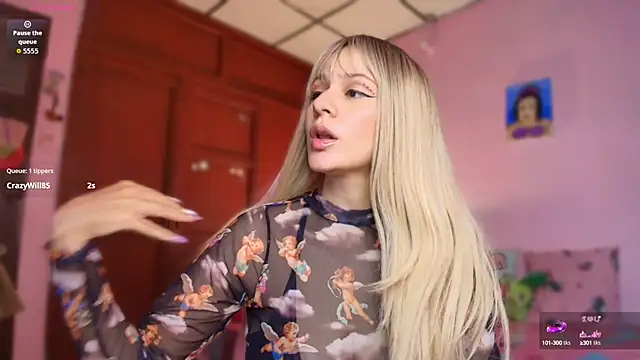 Snapshot of Your_Barbie_ chatting on October 2025 07:58:02 PM Your Barbie online show from October 2025 07:58:02 PM