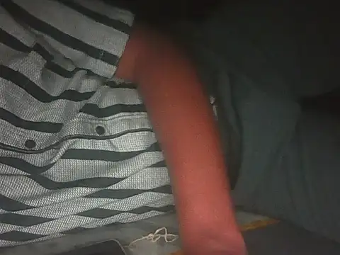 Hhhggghrrr3219 online show from November 2025 06:18:01 PM