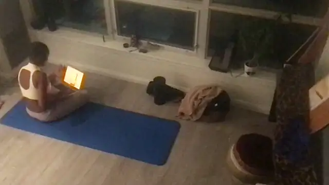 Snapshot of tia___fox chatting on October 2025 04:15:02 AM tia fox online show from October 2025 04:15:02 AM