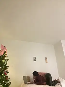 tia   fox online show from March 2026 02:39:02 AM