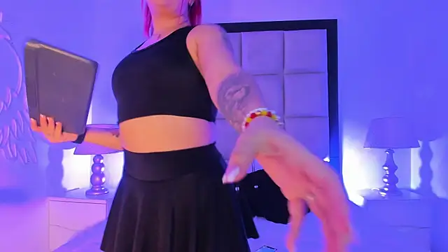 Snapshot of AriannaCooperr chatting on October 2025 04:11:01 AM AriannaCooperr online show from October 2025 04:11:01 AM