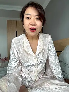 siru-love online show from October 2025 07:28:01 AM