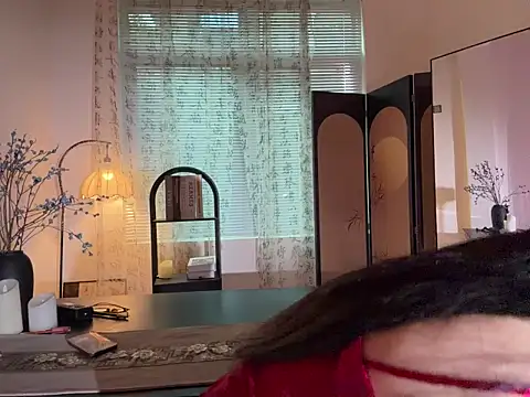 xiaowan x online show from November 2025 07:52:02 AM