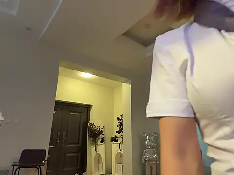 xiaowan x online show from November 2025 08:19:01 AM