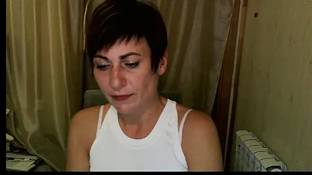 Snapshot of Ashley_Brookss chatting on October 2025 05:10:01 PM Ashley Brookss online show from October 2025 05:10:01 PM