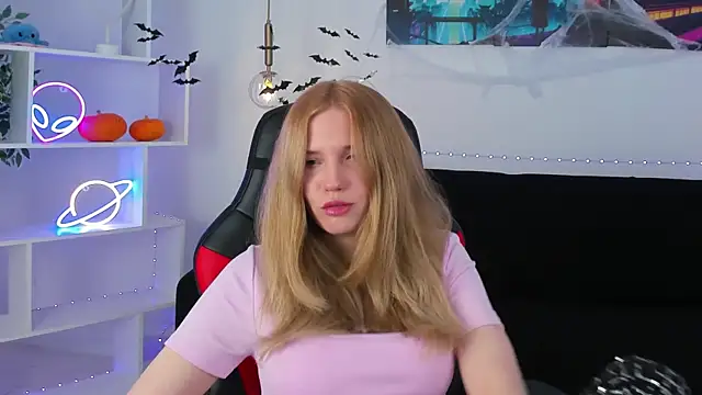 Snapshot of MelissaLiss chatting on October 2025 03:07:01 PM MelissaLiss online show from October 2025 03:07:01 PM