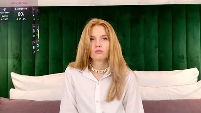 Snapshot of MelissaLiss chatting on November 2025 02:17:02 PM MelissaLiss online show from November 2025 02:17:02 PM