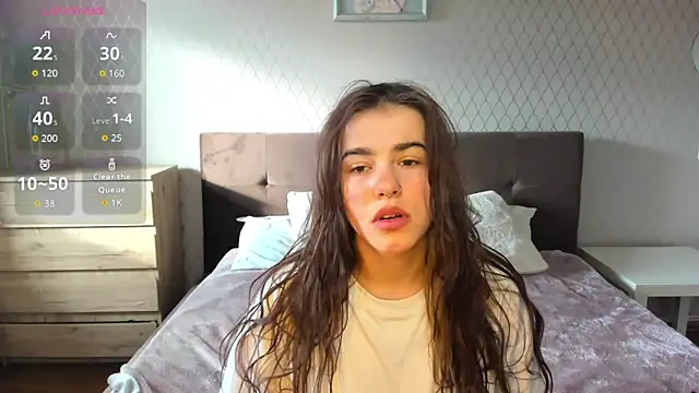 ShellyMoon  online show from October 2025 12:50:01 PM
