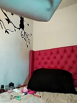 Valentina Squirt- online show from November 2025 09:10:02 AM