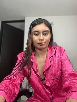 Im Natashaaaa online show from October 2025 10:32:02 PM