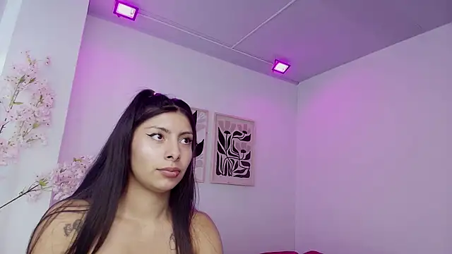 Snapshot of Gabriela_milani chatting on May 2026 07:08:02 PM Gabriela milani online show from May 2026 07:08:02 PM