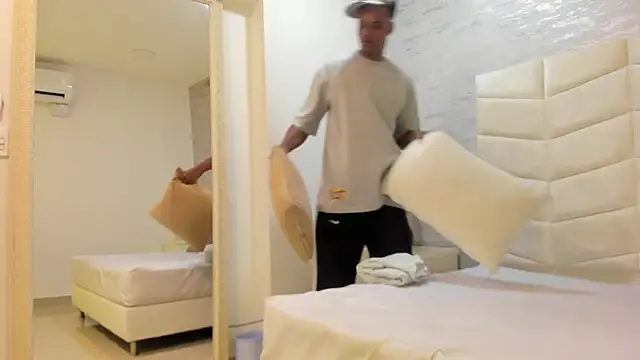 Snapshot of jax_black chatting on December 2025 06:47:02 PM jax black online show from December 2025 06:47:02 PM