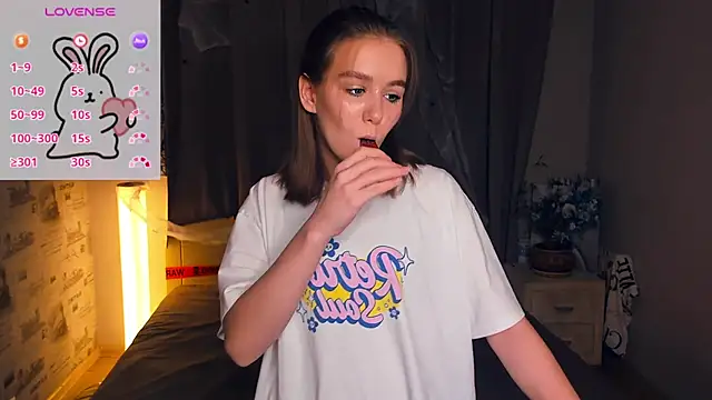 TienKnous online show from November 2025 07:13:01 PM