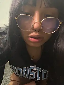 comepitoossss online show from October 2025 09:01:01 PM