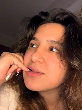 Luisaa rosee online show from October 2025 03:44:02 PM