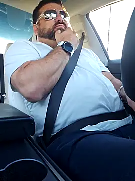 Roddog18 online show from January 2026 04:00:01 PM