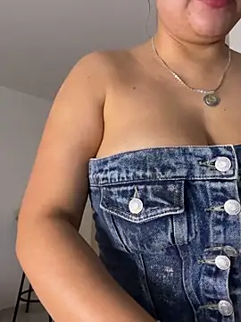 Snapshot of Zoe_riivas chatting on October 2025 11:31:02 AM Zoe riivas online show from October 2025 11:31:02 AM