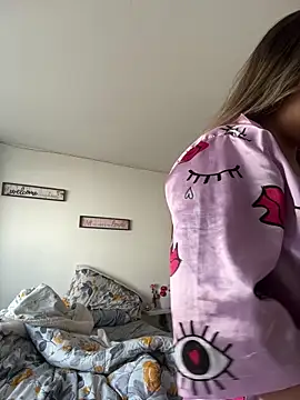 Snapshot of Zoe_riivas chatting on February 2026 02:10:01 PM Zoe riivas online show from February 2026 02:10:01 PM