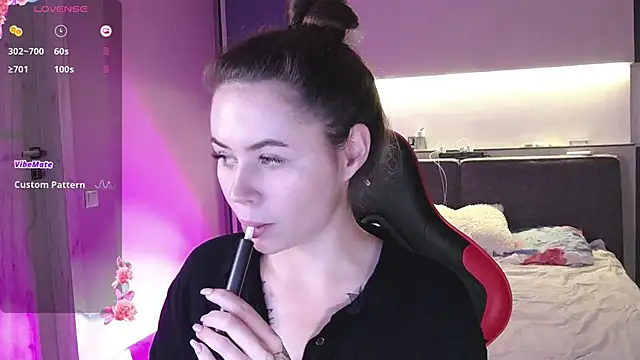 AlmaryKim online show from January 2025 08:15:01 PM