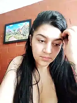 alejitasweet online show from October 2025 02:47:02 PM