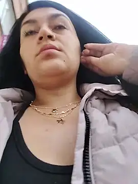 alejitasweet online show from November 2025 10:26:01 PM