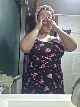 annyaparis online show from January 2026 12:46:02 AM