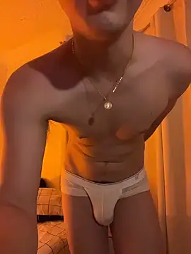 LiamMyst online show from November 2025 04:01:01 AM