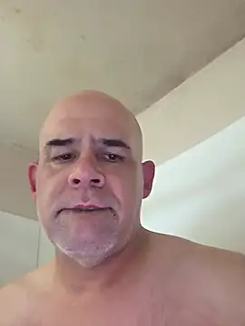 Snapshot of DeeBestEver chatting on July 2026 05:26:02 PM DeeBestEver online show from July 2026 05:26:02 PM