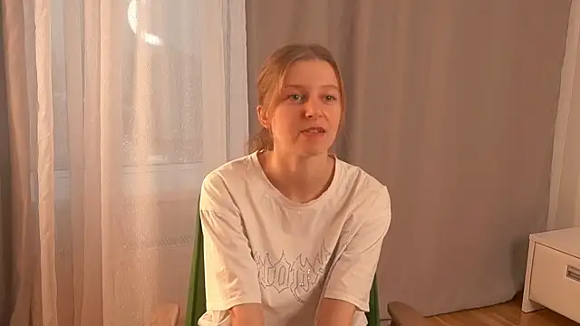 FeLogsdon online show from October 2025 12:27:01 PM