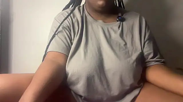 nanaisbackk online show from October 2025 05:04:02 AM