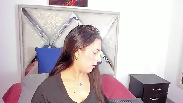 mia fox4 online show from October 2025 12:12:02 PM